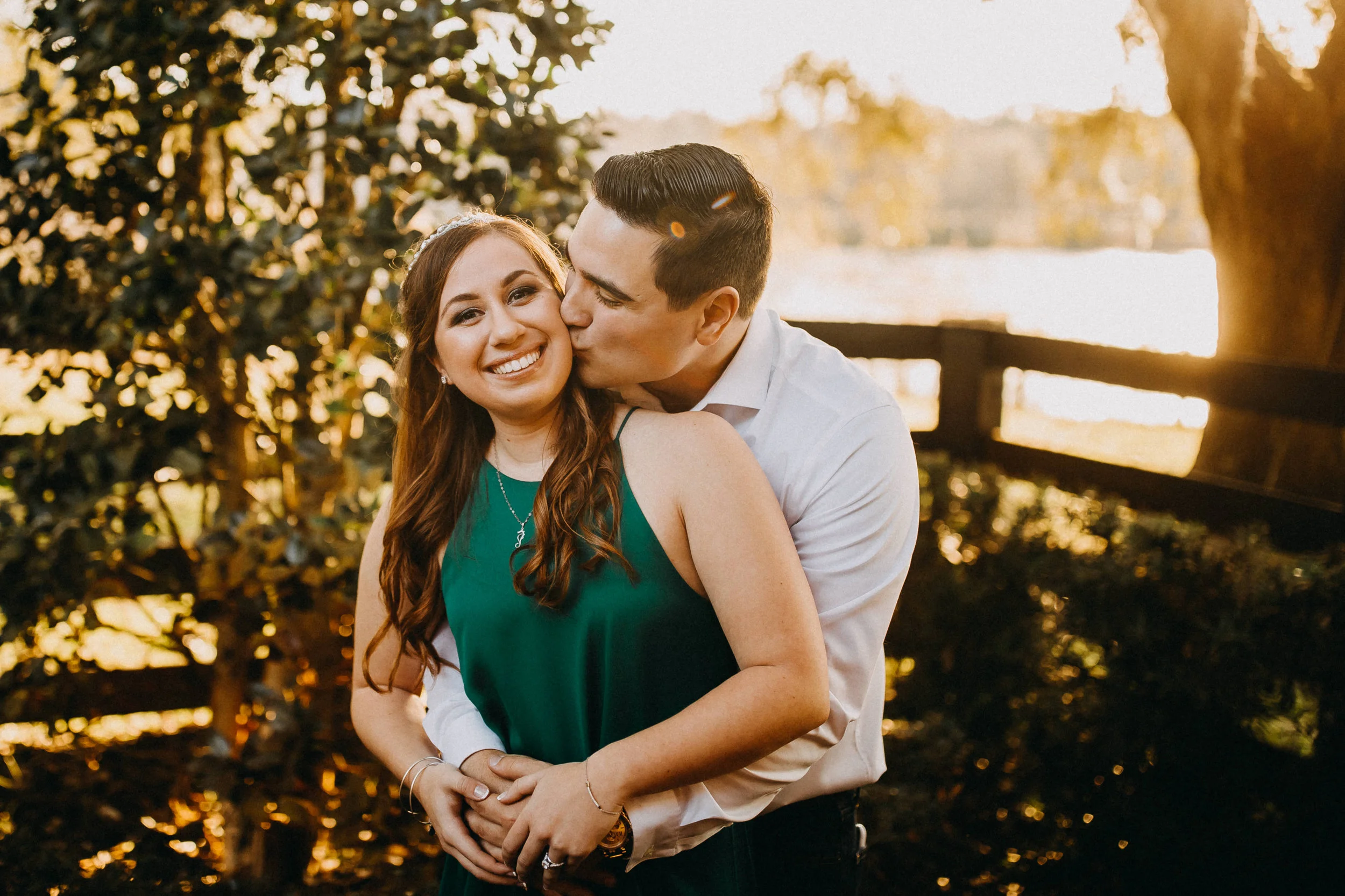 Raisa + Chris' Club Lake Plantation Engagement