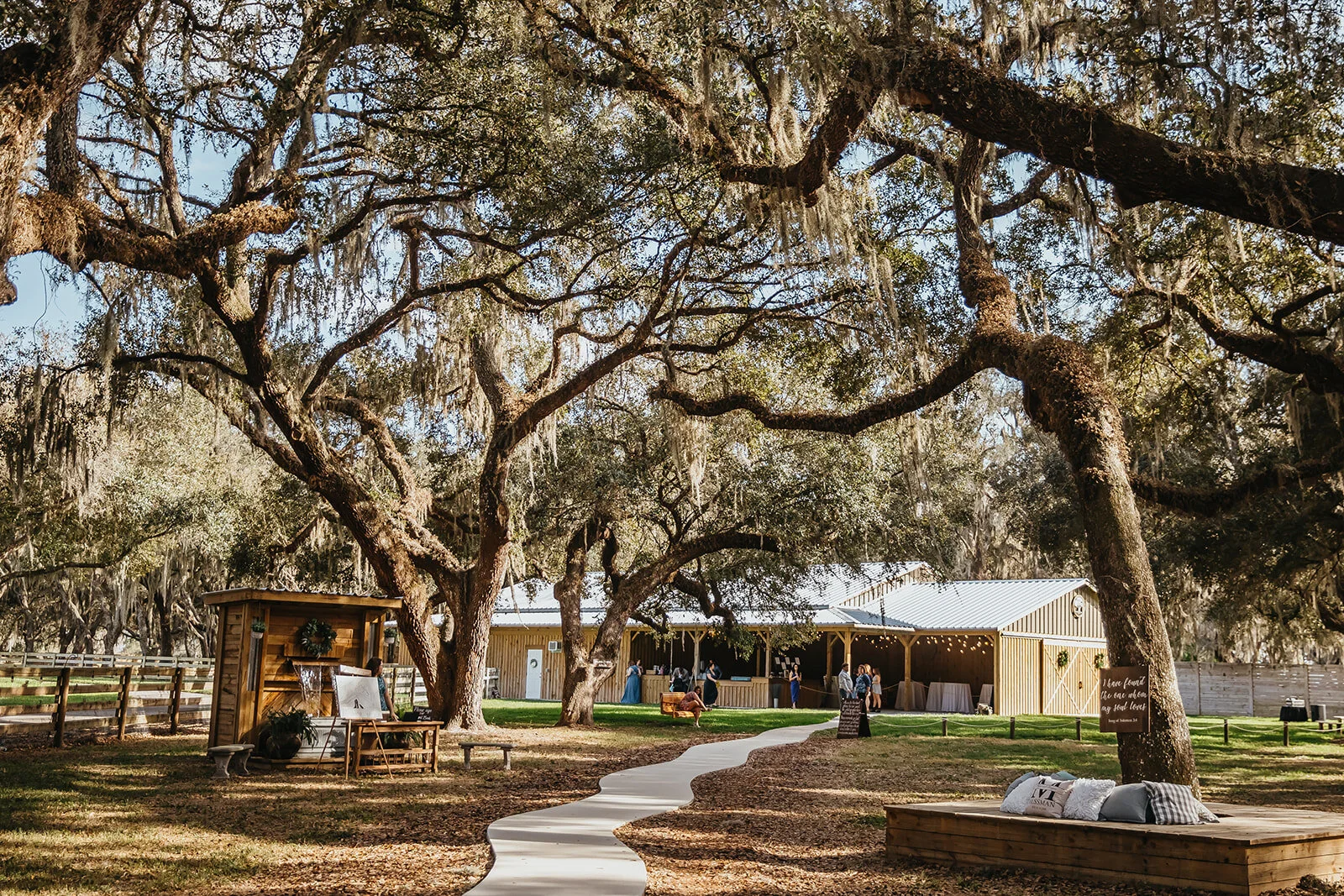 Wandering Oak Wedding Tampa Bay Wedding Photographer