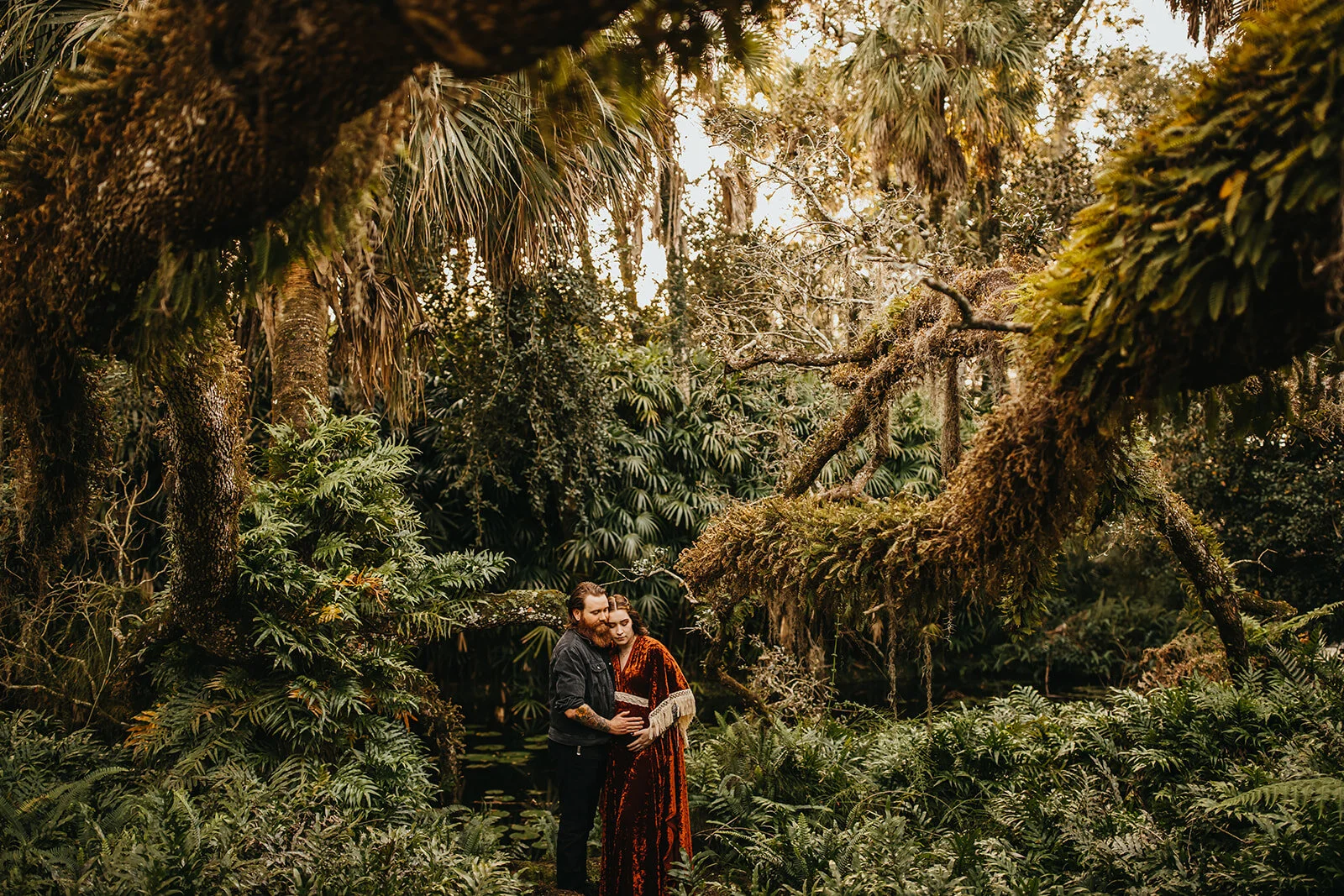 Rad Red Creative Tampa Photographer Bok Tower Maternity Session