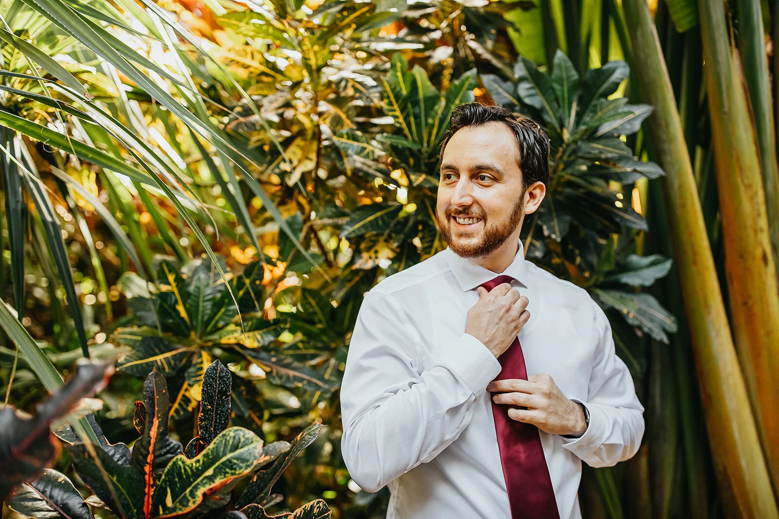 Rad Red Creative Tampa Wedding Photographer Sunken Gardens Wedding