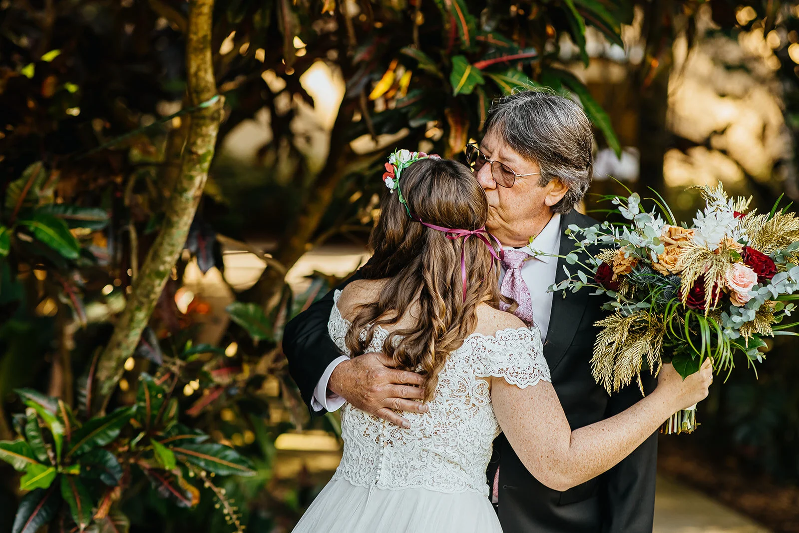 Rad Red Creative Tampa Wedding Photographer Sunken Gardens Wedding