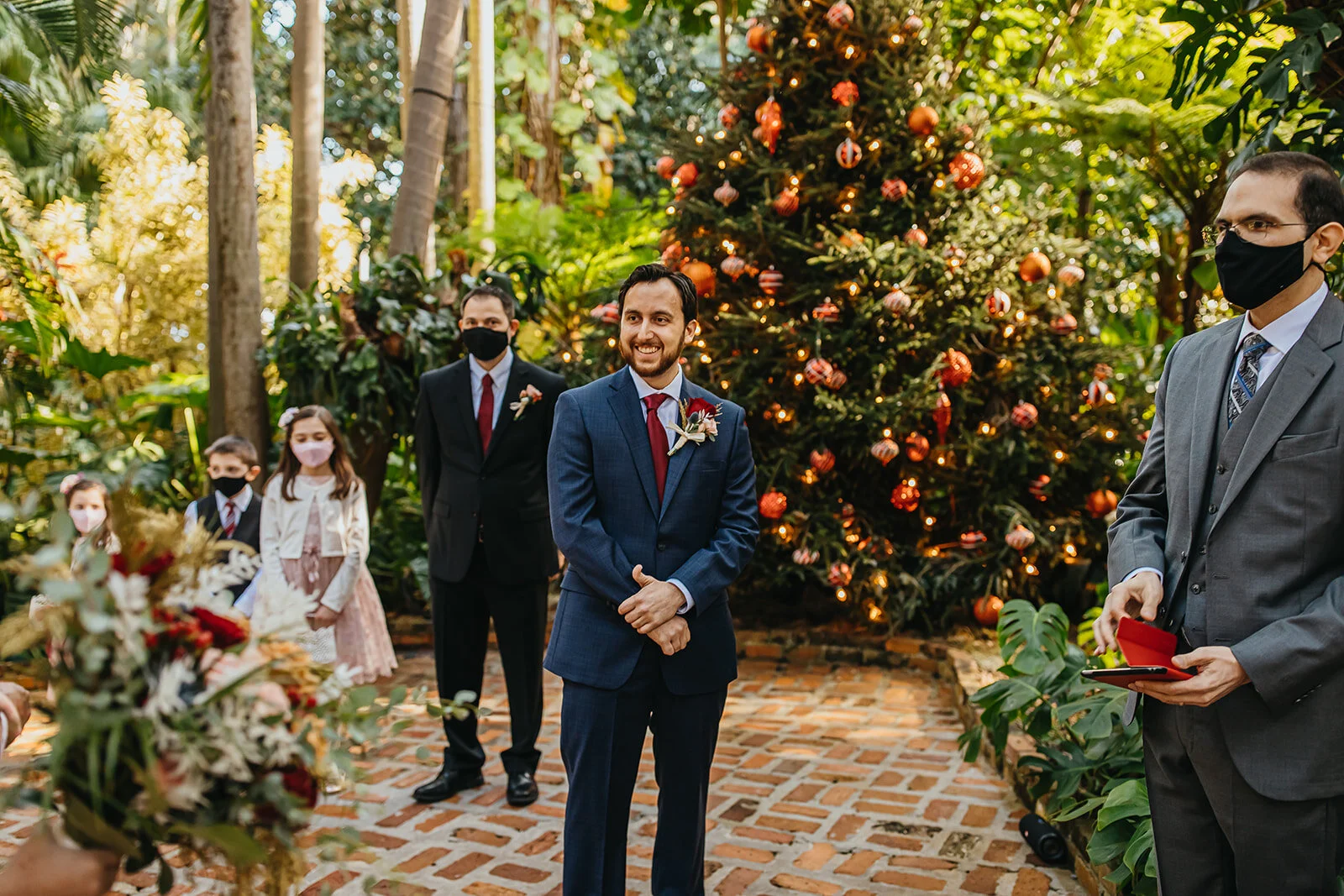 Rad Red Creative Tampa Wedding Photographer Sunken Gardens Wedding
