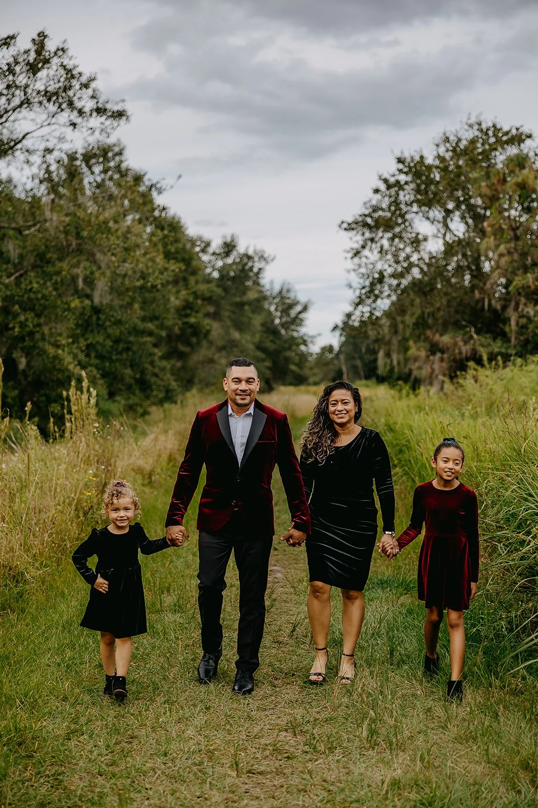 Reyes Family Mini Session 2023 (JPEG) (9 of 62).jpg