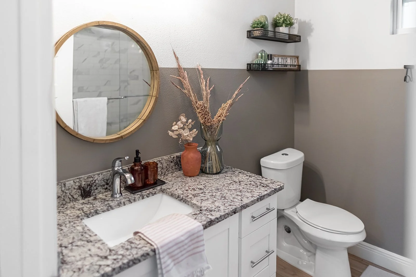 7408 N Highland 2021 (JPEG) (2 of 30).jpg