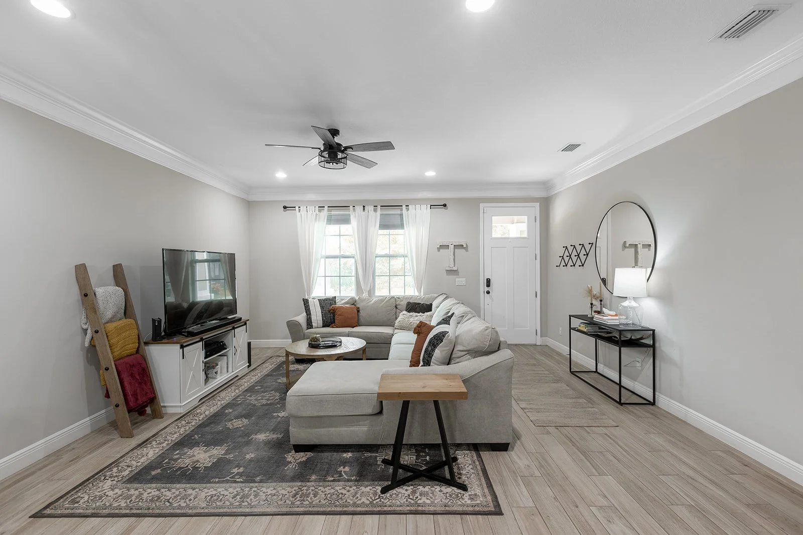 7408 N Highland 2021 (JPEG) (5 of 30).jpg