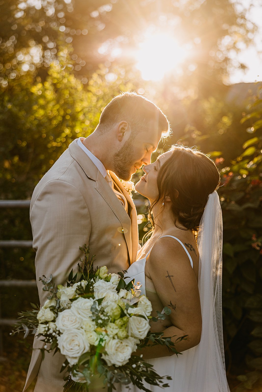 Emily & Josh’s Classic White & Green Wedding at Cross Creek Ranch — Rad ...