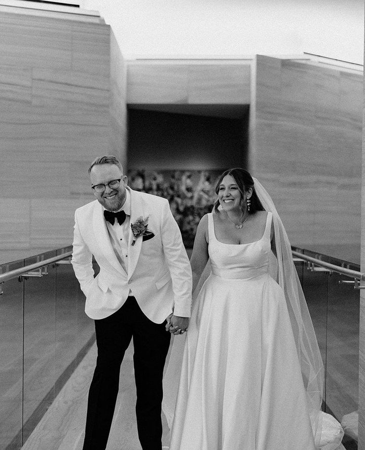A little pre-ceremony carousel from C&amp;C's wedding day 🤍⁠
⁠
The anticipation, the candids, a sweet first look, and all those little moments that make the day feel so real. Plus a few film shots sprinkled throughout&mdash;including an accidental d