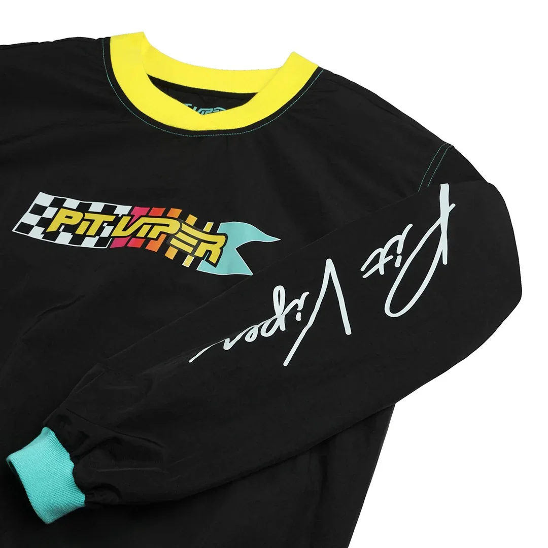 snowmchn-windshirt.webp