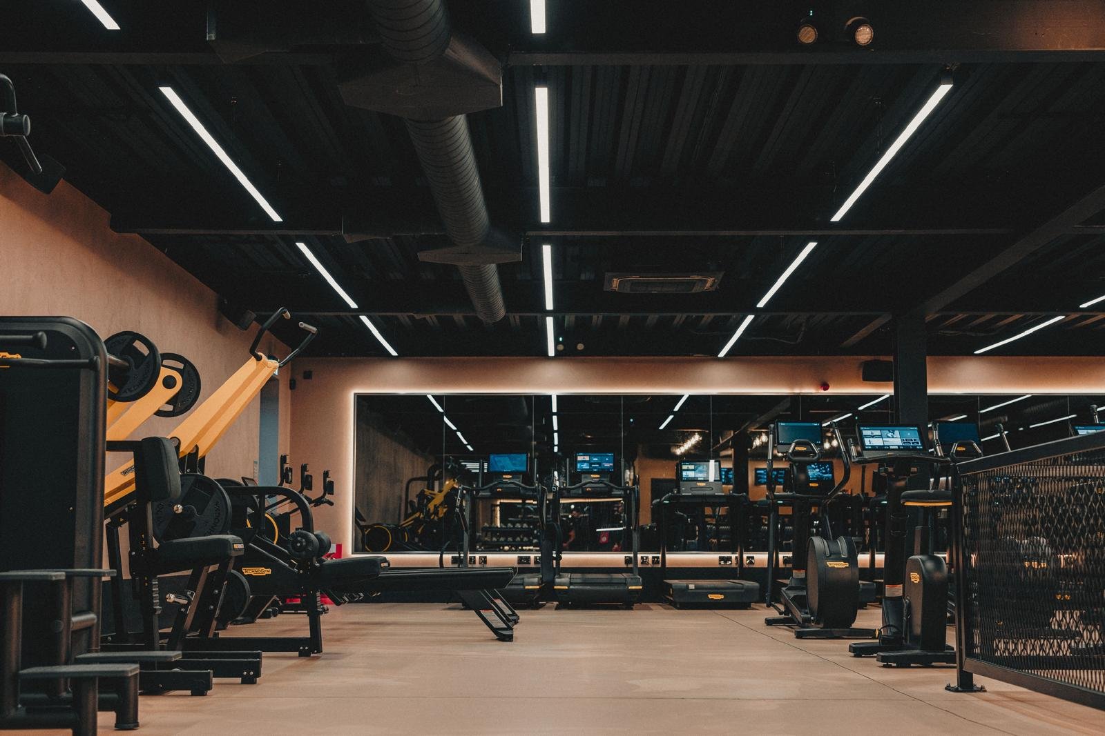Cardio and weights area