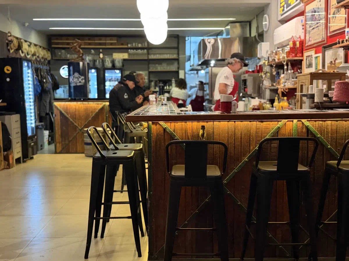 Alter Bar