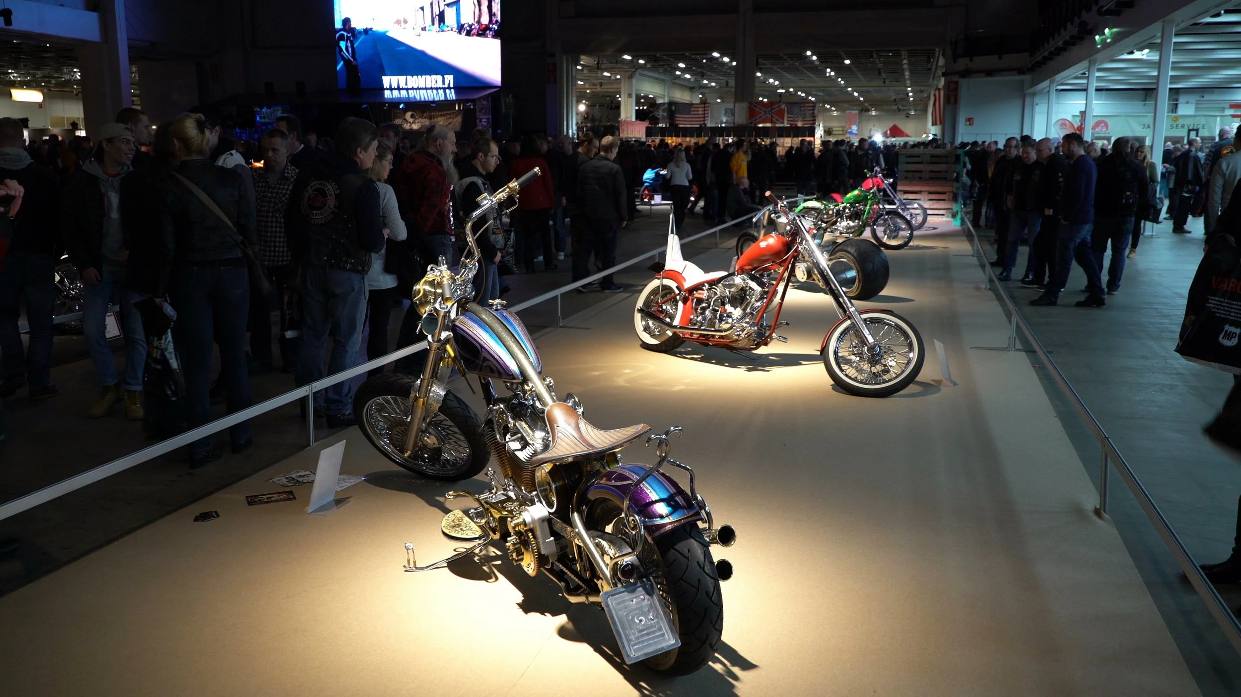 helsinki-finland-feb-03-2018-vintage-exclusive-tuning-bikes-motorcycles-mopeds-scooter-SBI-351617394.jpg
