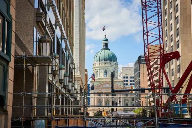 Government Building Realities: What Contractors Need To Know Before Winning Public Projects 