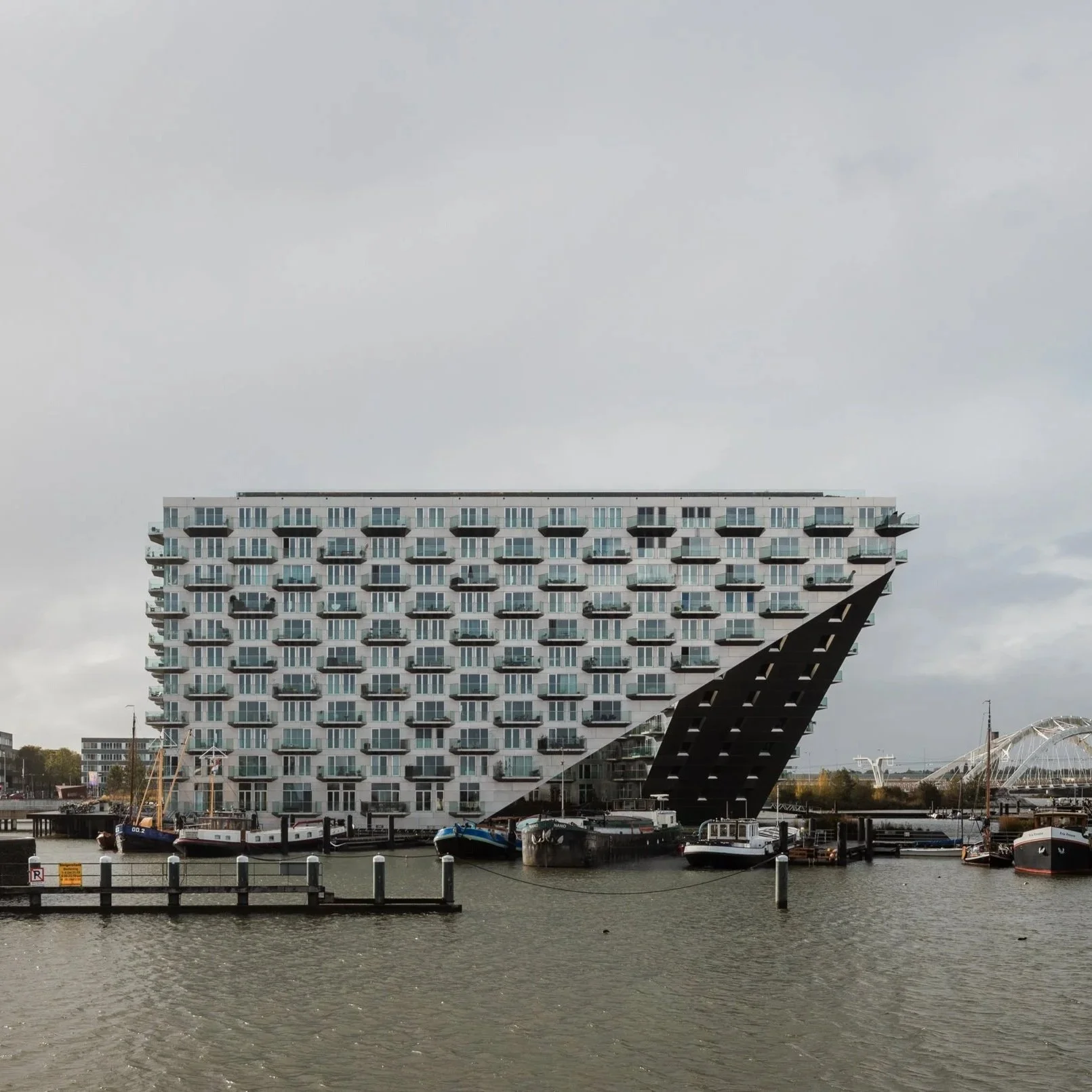 Sluishuis Residences | BIG (Bjarke Ingels Group)