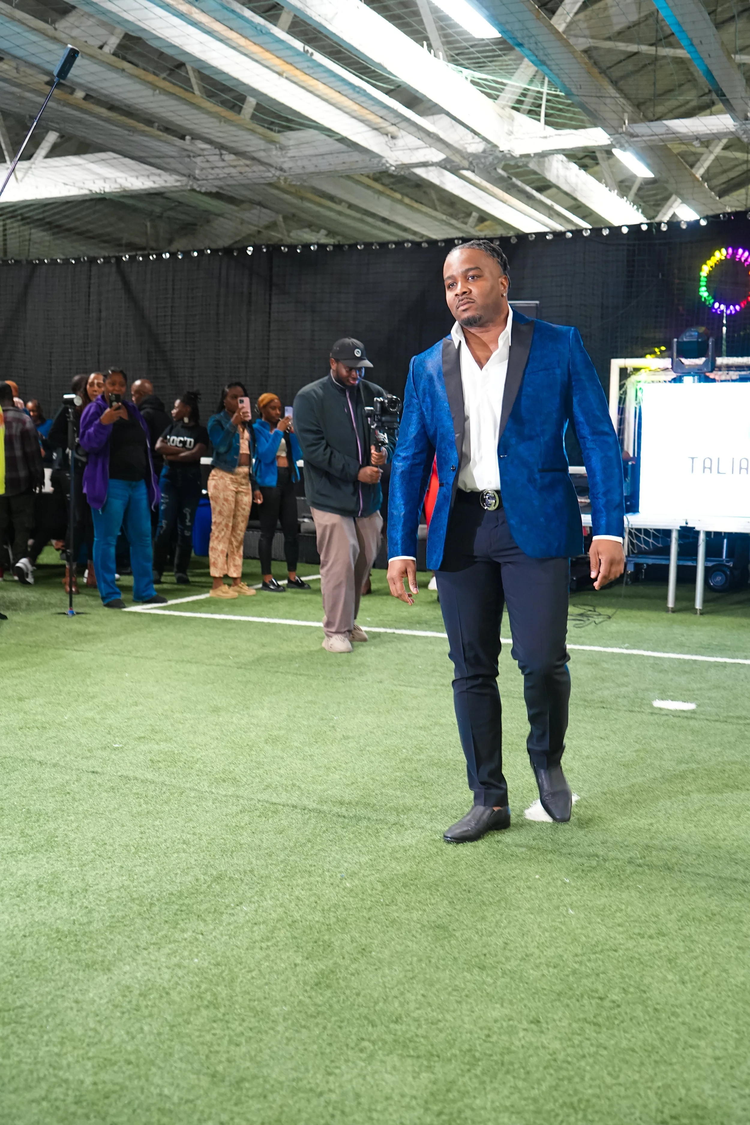 LOC 22 MAIN SHOW_-104.JPG