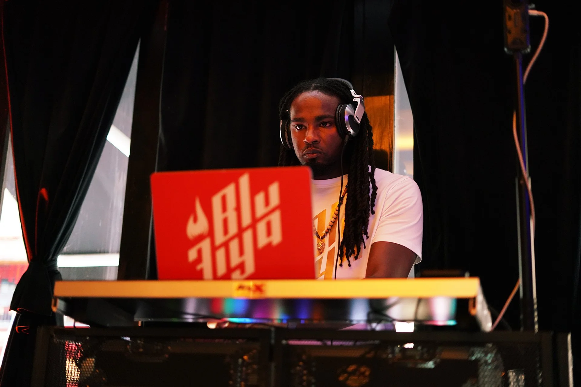 DJ Blu Fiya.jpg