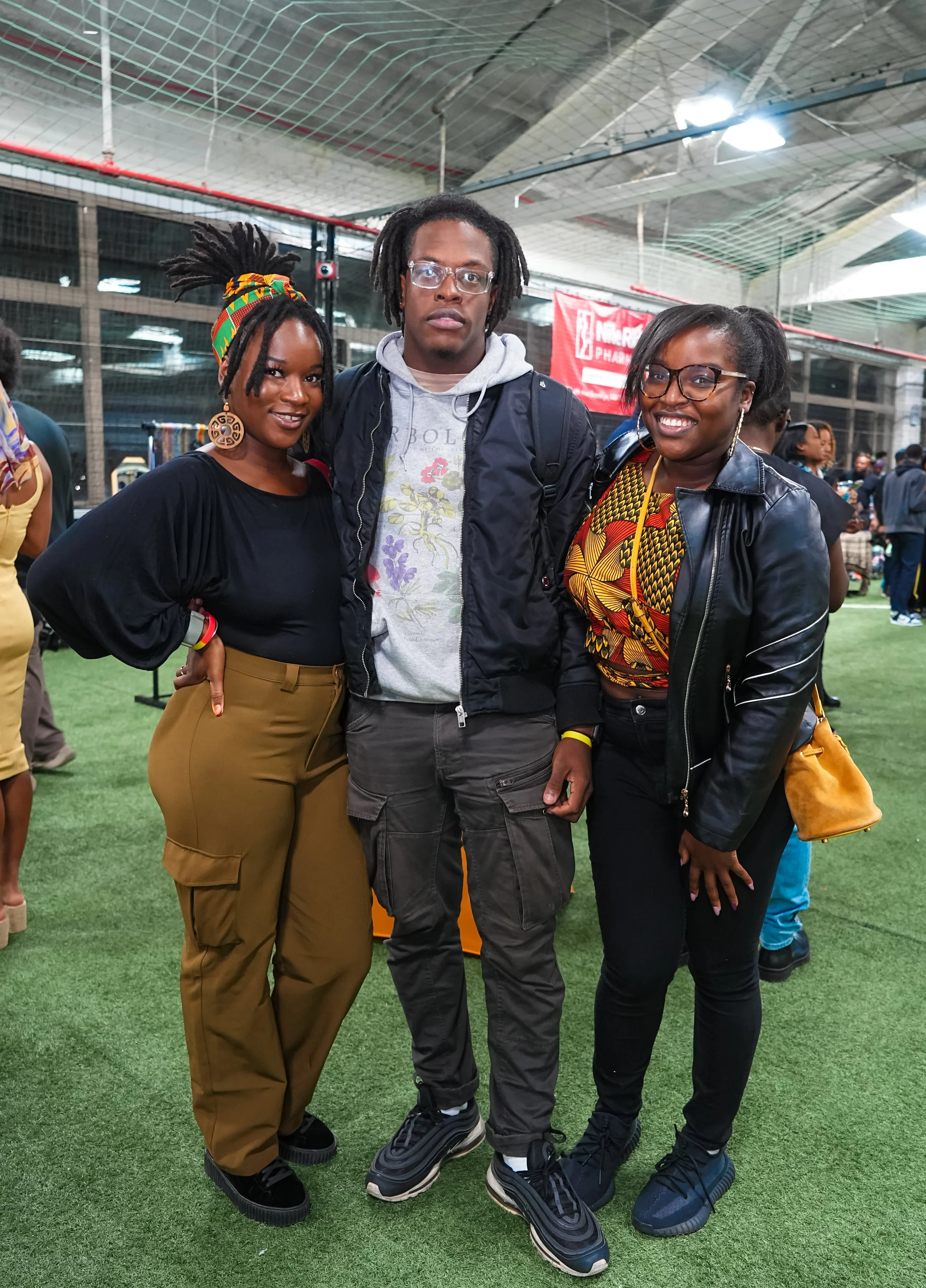 LOC 22 MAIN SHOW_-71.JPG