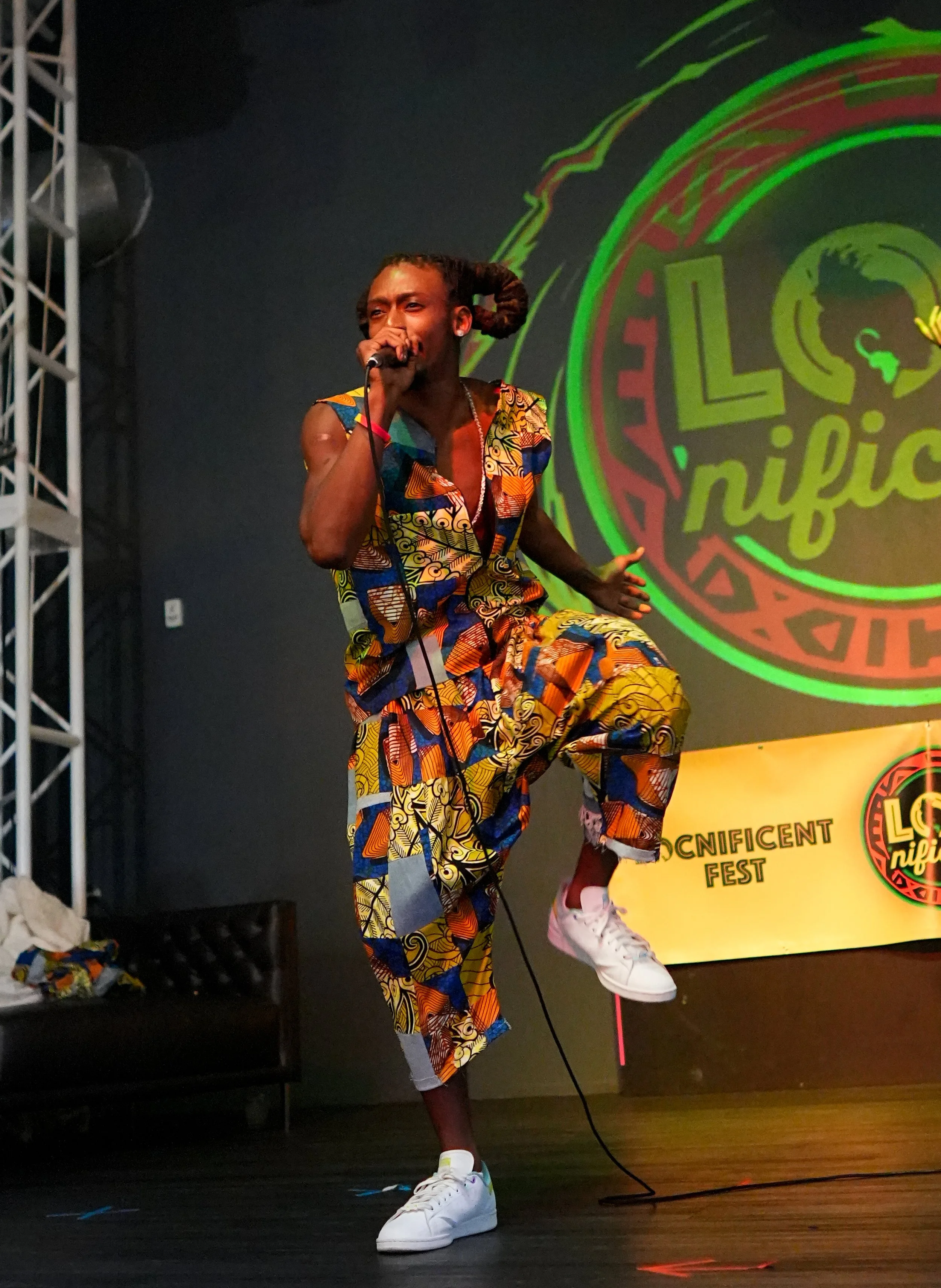 LOC 23 SHOW PIX-138.jpg