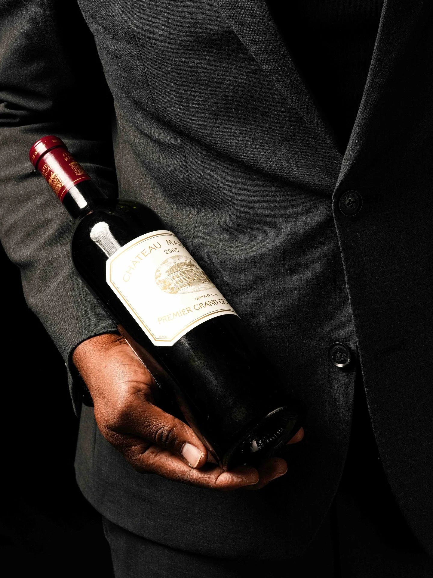 Ask for our exclusive wine selection tonight and unwind. From classics like Ch&acirc;teau Margaux to easygoing pours made for the table, our wine menu curated by a master sommelier is meant to bring people together. A slow pour, a full table, and con