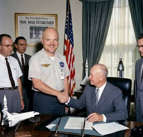 first-air-force-one-nasa-launch.png