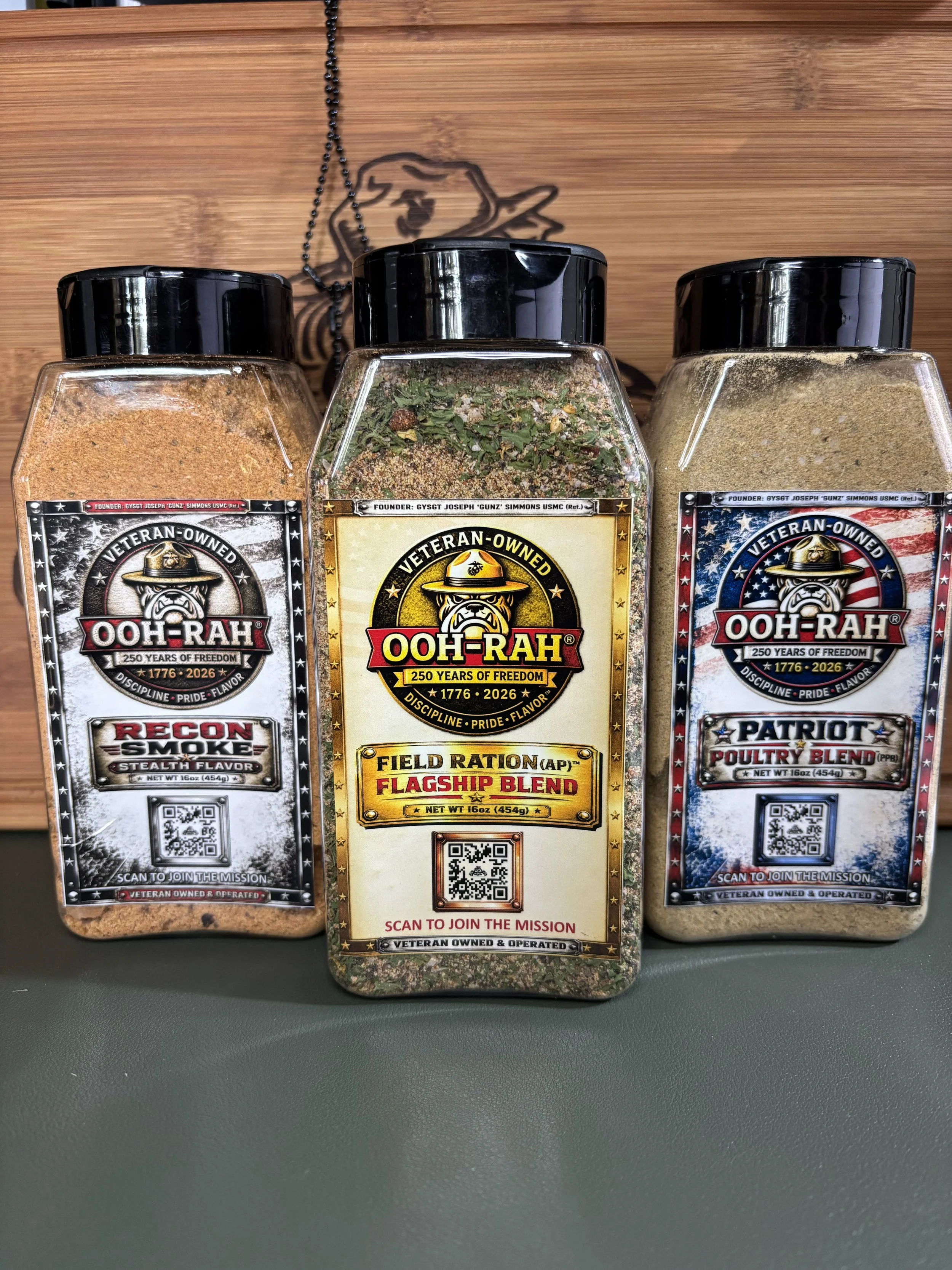 Corporate 16 oz Seasoning Shakers