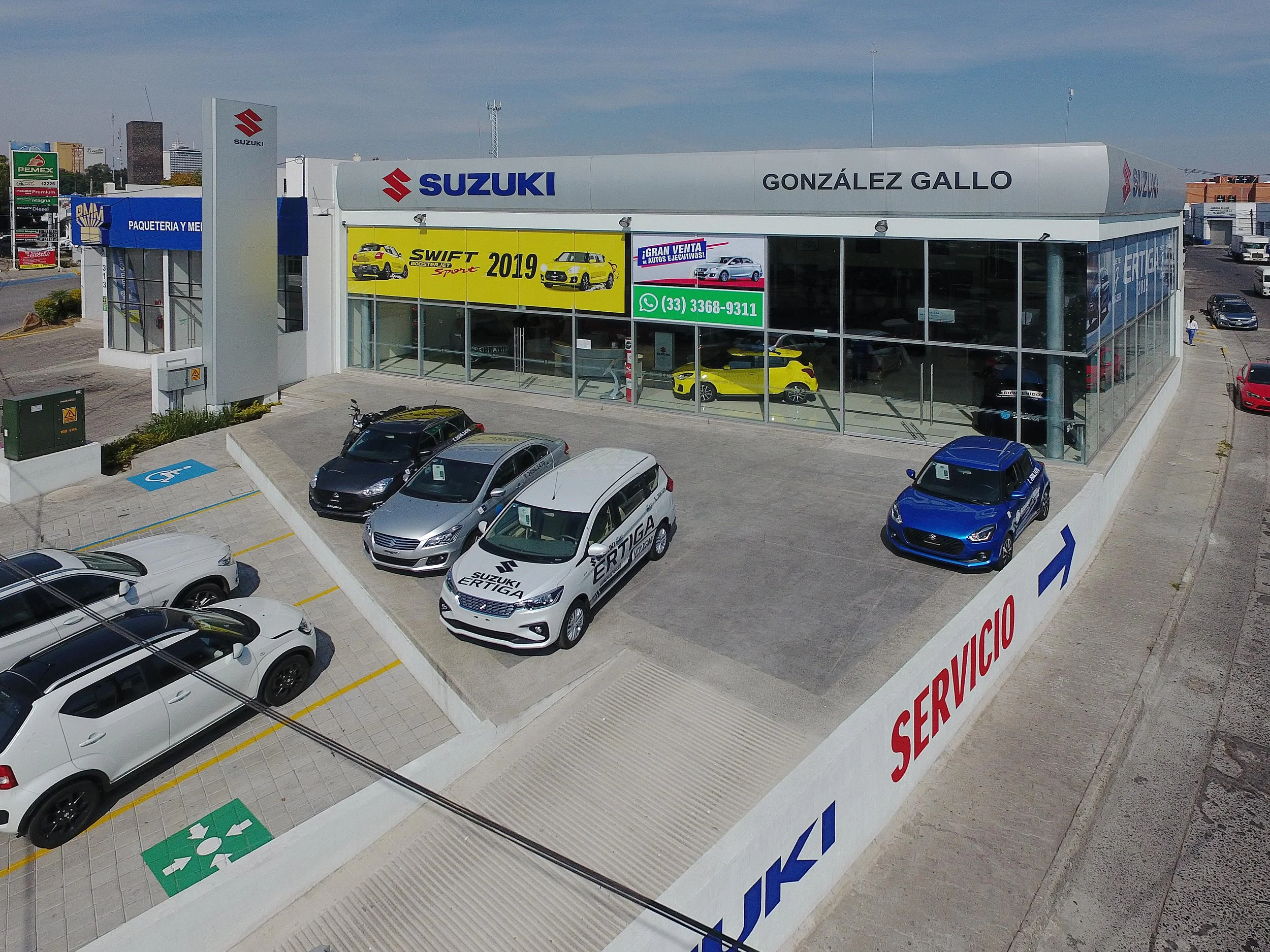 Suzuki González Gallo <p class="sqsrte-small" style="font-size:0.6em">Tlaquepaque</p>