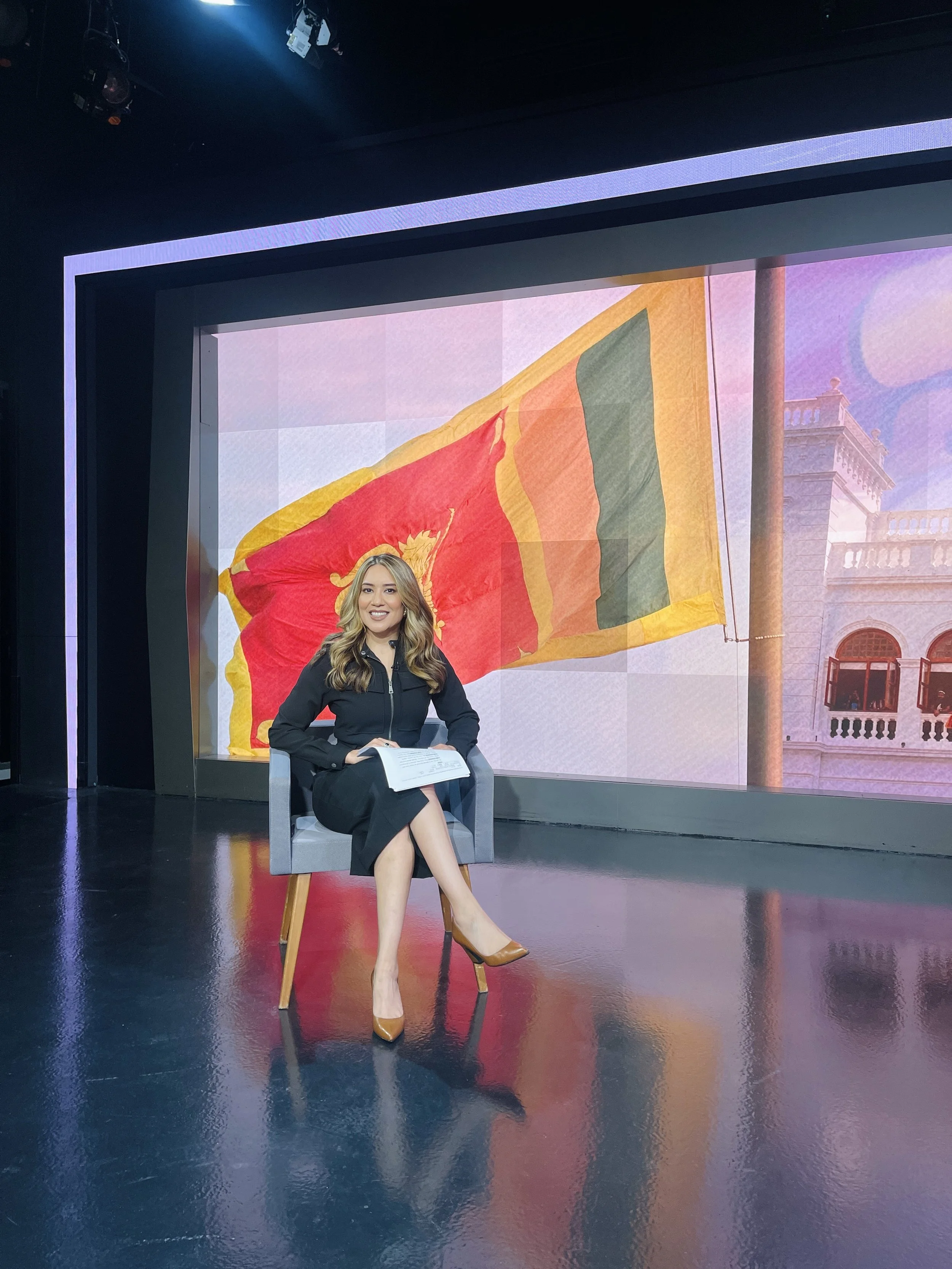 Mariam Zaidi presenting the Newsmakers for TRT World