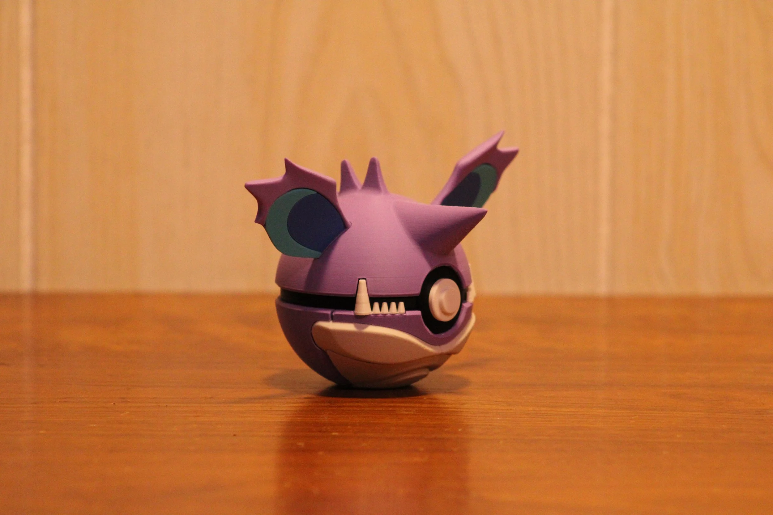 #0034 - Nidoking inspired Pokéball Collectable