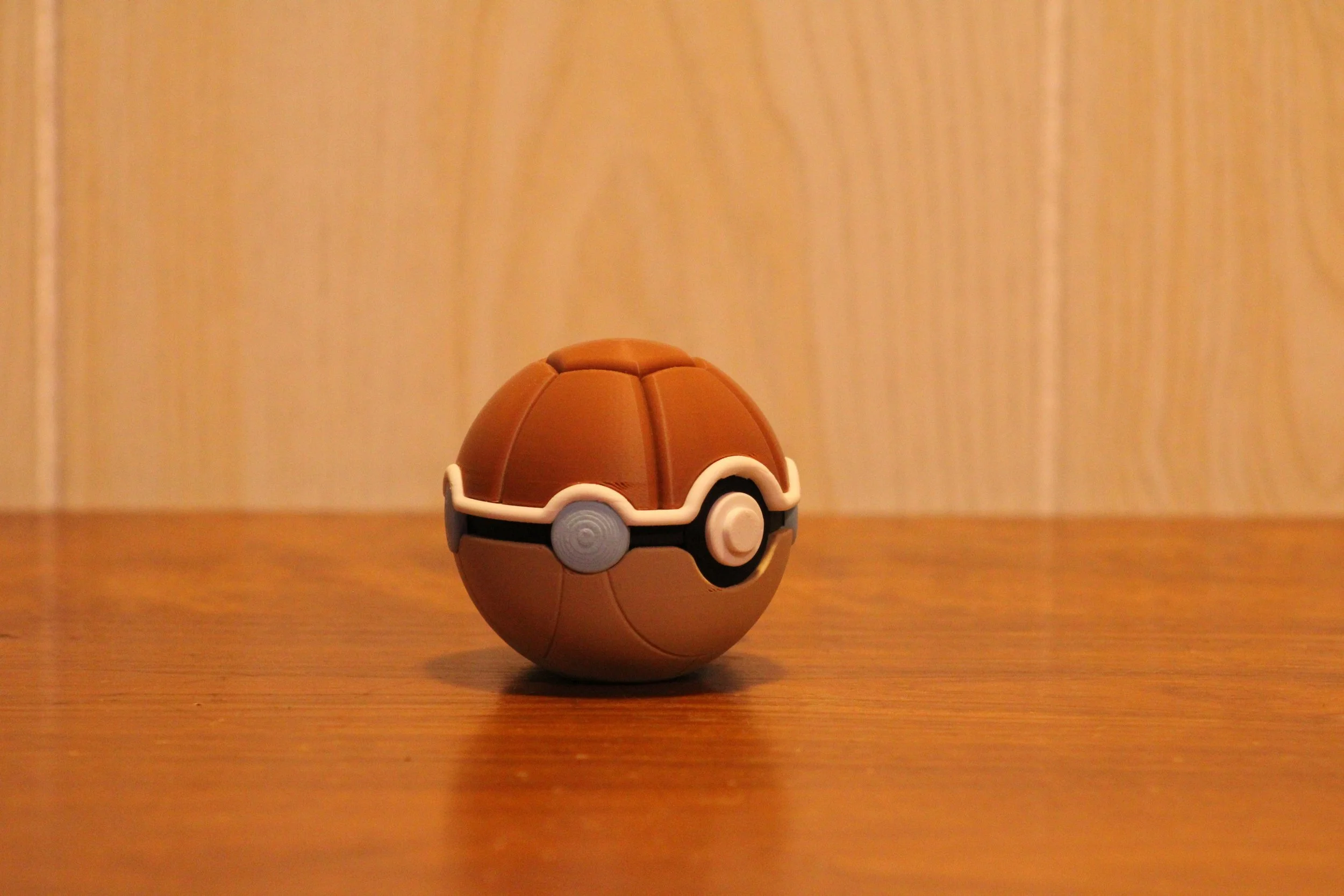 #0007 - Squirtle inspired Pokéball Collectable