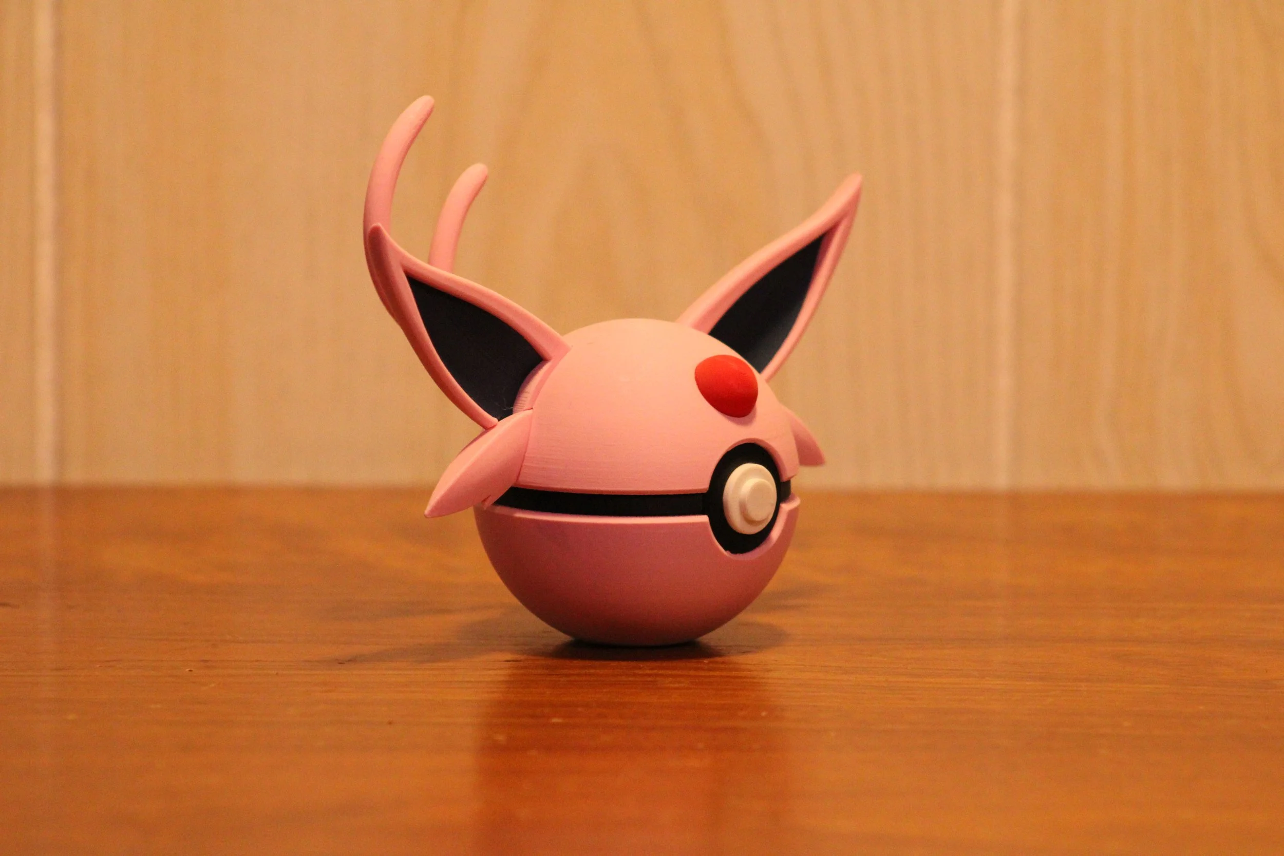 #0196 - Espeon inspired Pokéball Collectable