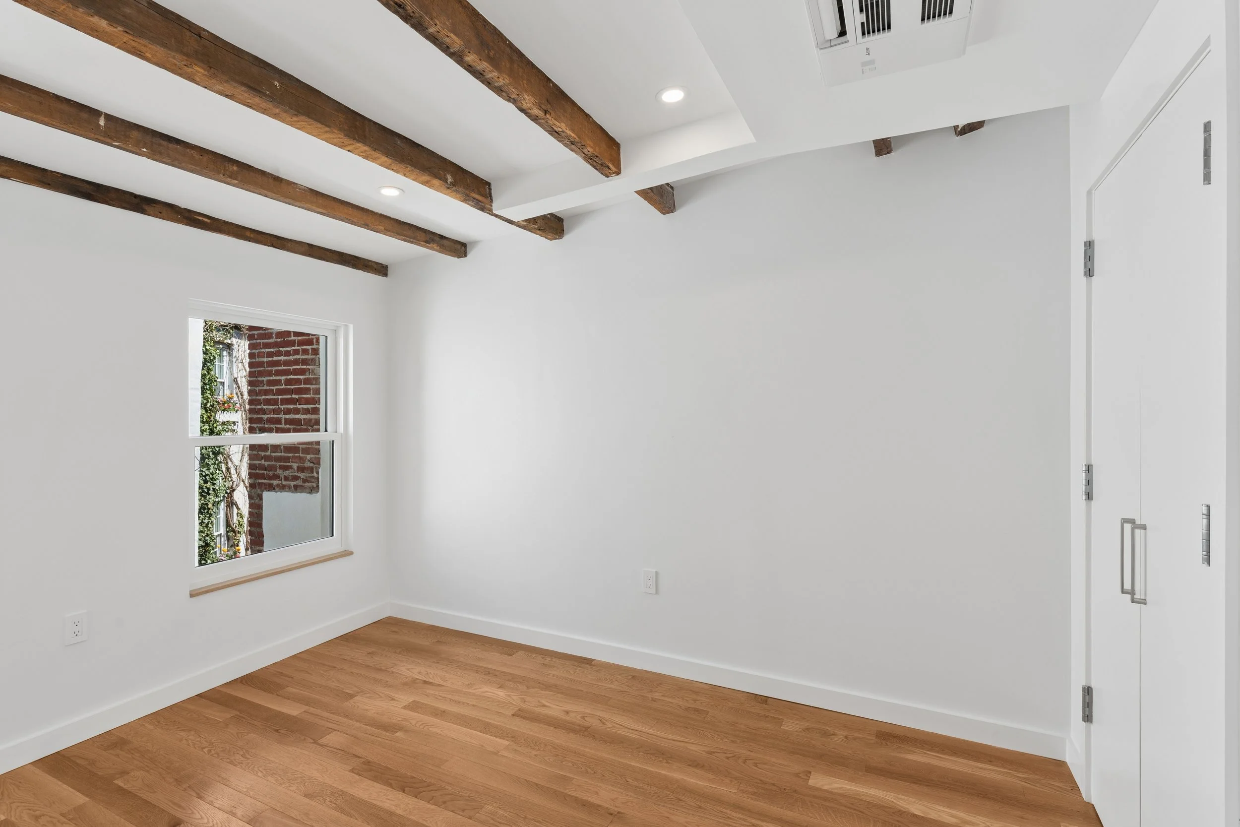 08-64 Greenwich Ave Unit 1_inGageRE_0008.jpg