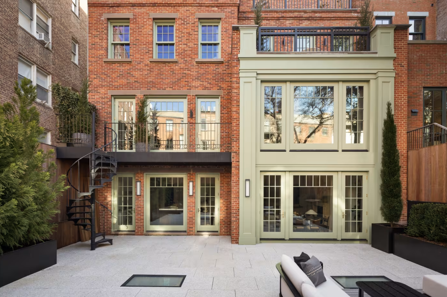 The Anatomy of a $70 Million Mega-Deal: What the West Village’s Latest Record-Breaker Teaches Us About High-Value Real Estate Strategy