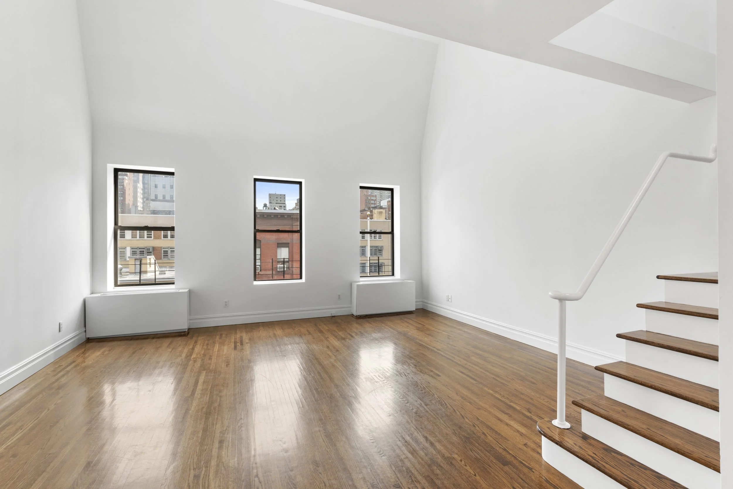216 East 76th Street, 4E