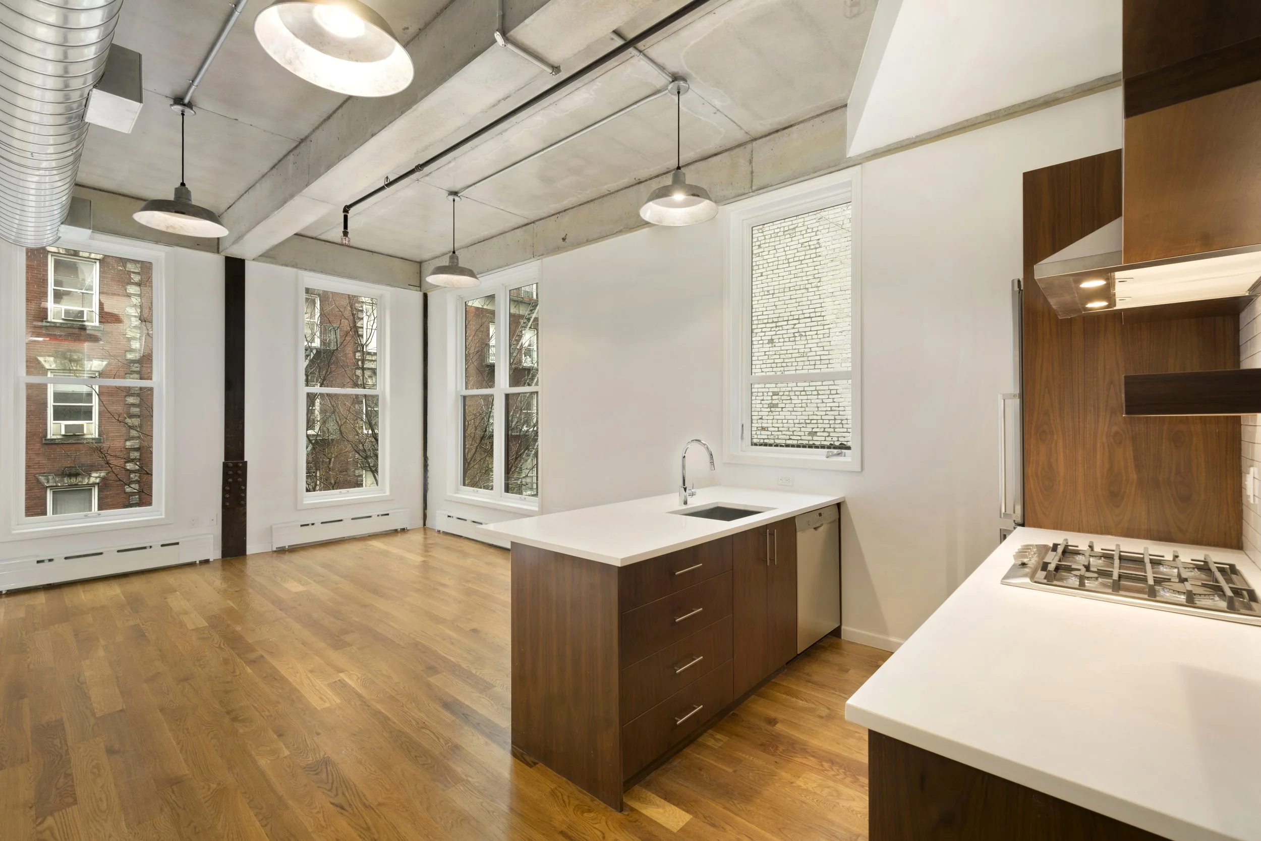 AltHouse233Thompson78West3rdStreet4B-GreenwichVillageNewYork_Lincoln_Wettenhall_DouglasElliman_Photography_46999962_high_res.jpg