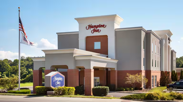 Hampton Inn <b>Columbia, IL</b>