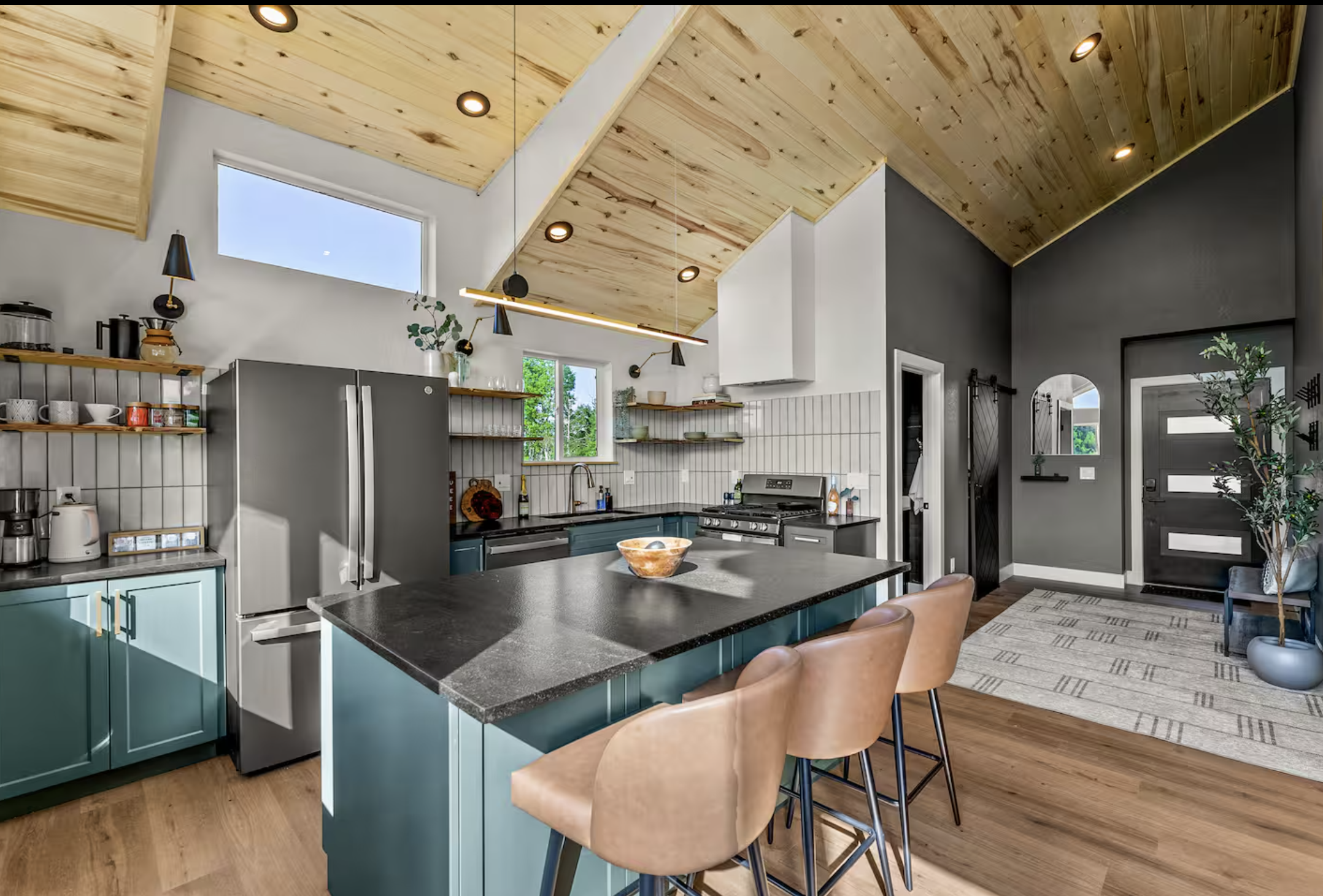 Colorado Airbnb Design