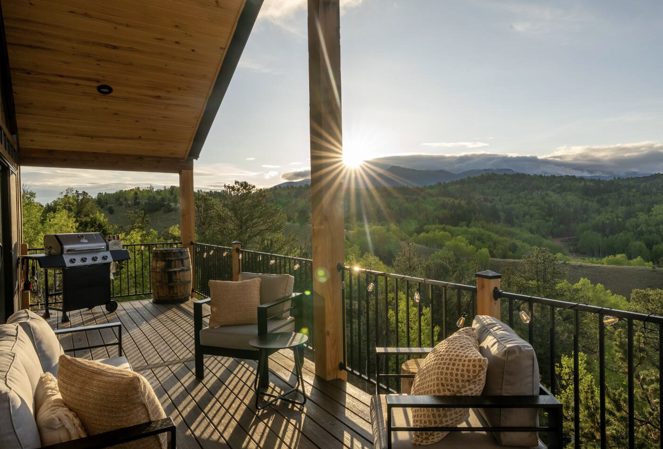 Colorado Airbnb Design