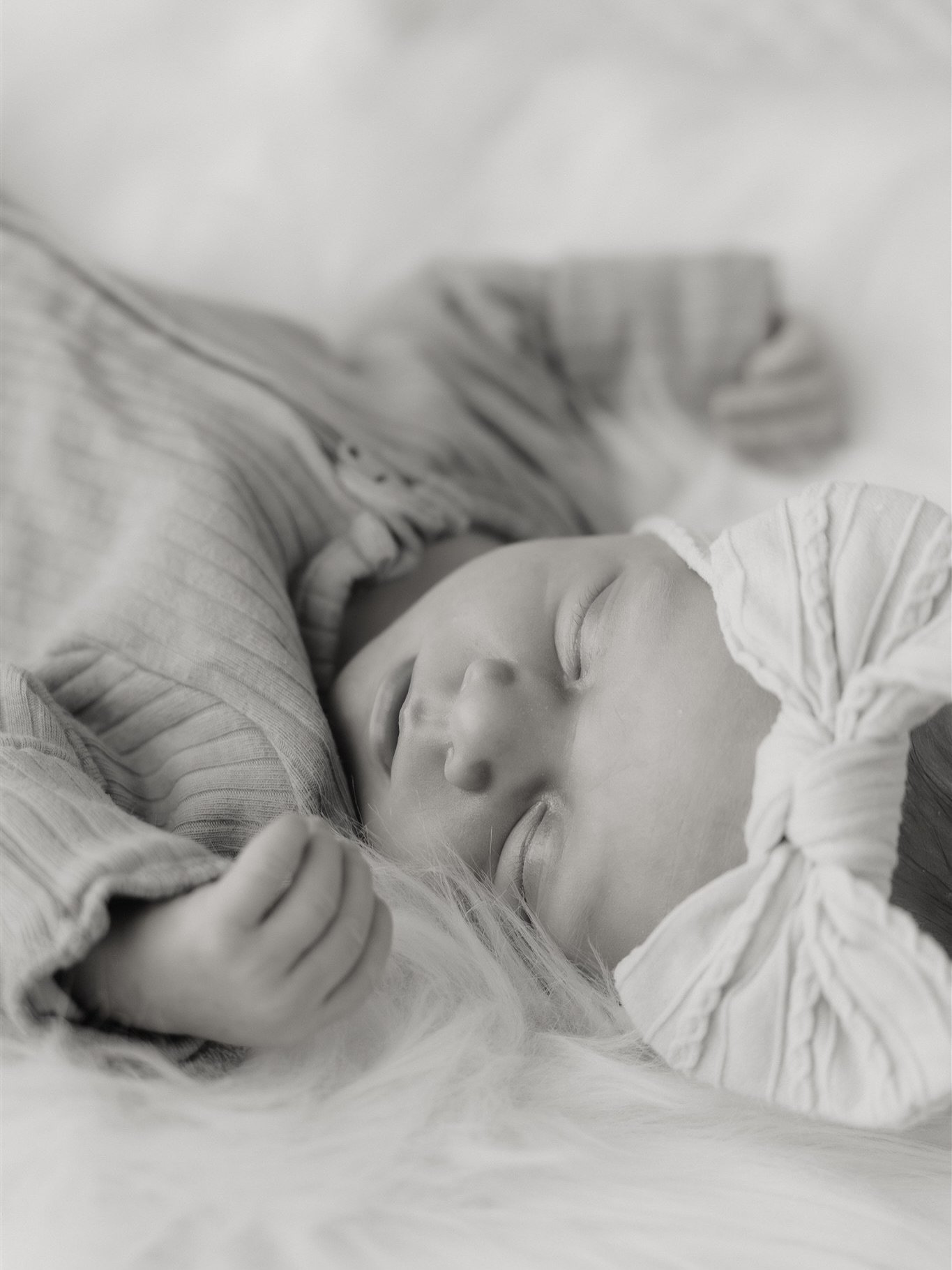 Such a gorgeous newborn session 🥹✨
My heart is so full after spending time capturing this little one in my home studio.

There&rsquo;s something so special about these early days the tiny stretches, the soft breaths, the way they curl perfectly into