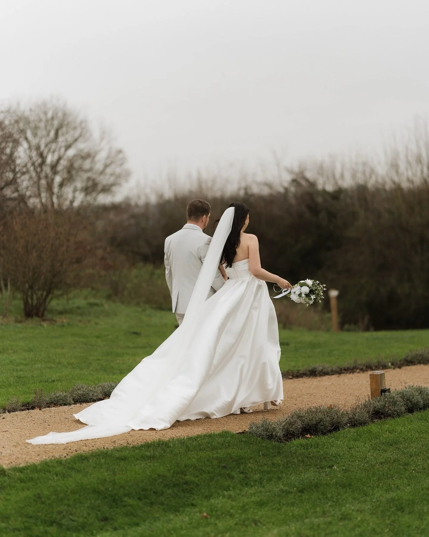 LOVED second shooting for Michaela 🤍 

Photographer // @framebymichaelaainger
Second Photographer // @laurenelise_photos
Content Creator // @jasminclarkecontent
Venue // @copdock_hall 
Make up artist // @glambylaurengeorge