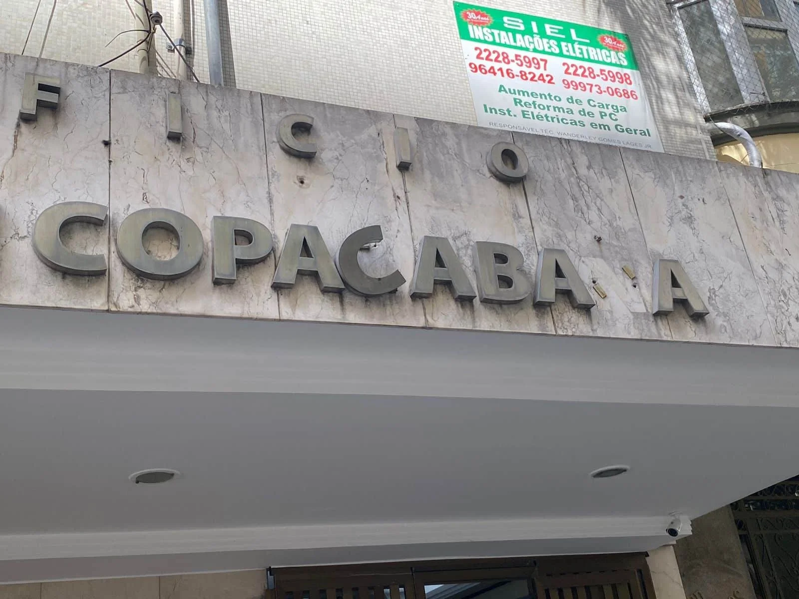 Edifício Centro de Copacabana. Photograph: Diário do Rio, Quintino Gomes Freire, 2021.