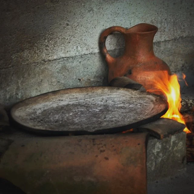Comal en cocina de humo, Tavehua, Oaxaca