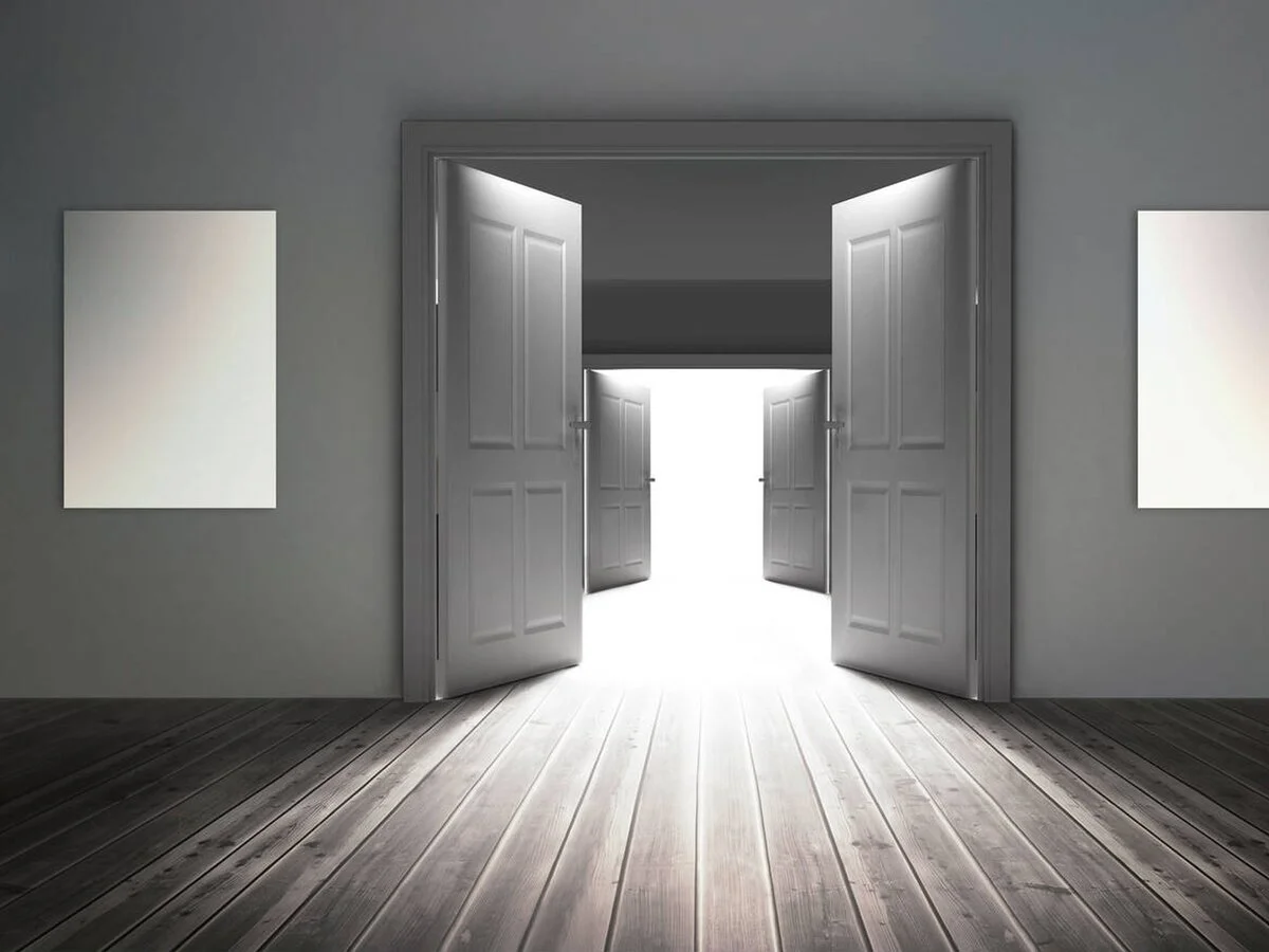 Abstract image representing emotional escalation and withdrawal during relationship conflict