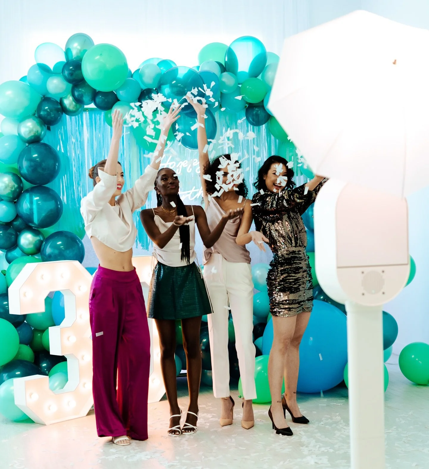 Coming Soon: Southern LUXX Co. 

We&rsquo;re almost ready to officially launch&mdash;and we&rsquo;re bringing ALL the glam to your next event! 🎉 

From high-quality DSLR Photobooth and  not one, but two 360 experiences, plus Video &amp; Audio Guestb