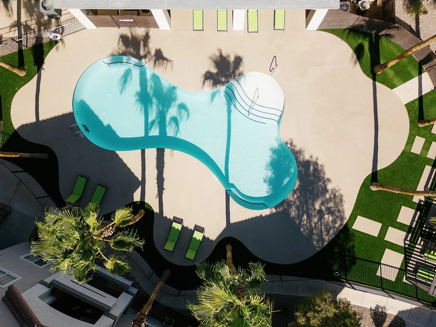 Apartments Las Vegas with a pool
