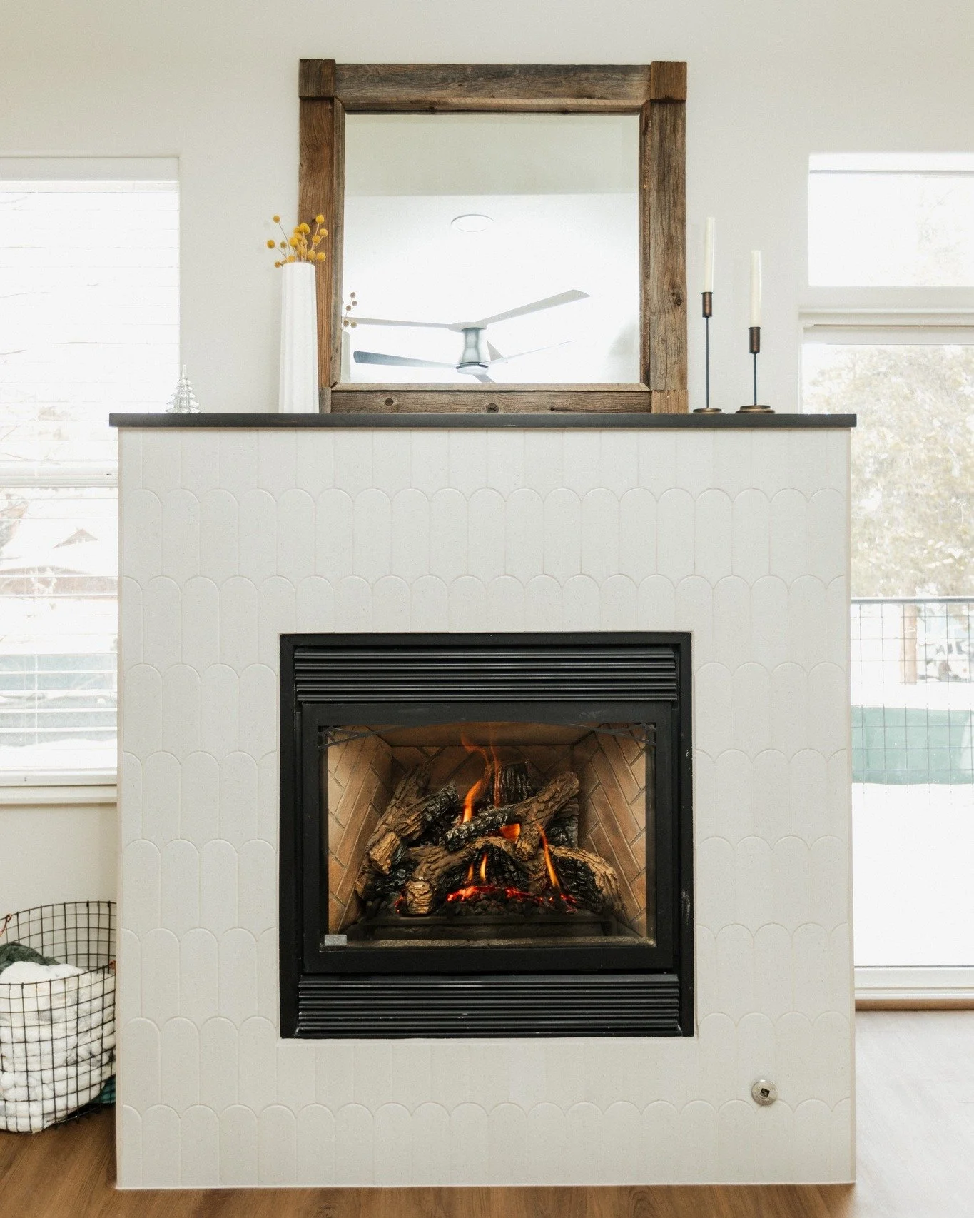 A fireplace is functional, but the right tile or stone makes it unforgettable.π₯
πΈ: @tarasprocphoto 
.
.
.
.
 #fireplacedesign #cozyseason #friscocolorado #updateyourhome #refreshyourspace #summitcountycolorado #interiors #designinspo