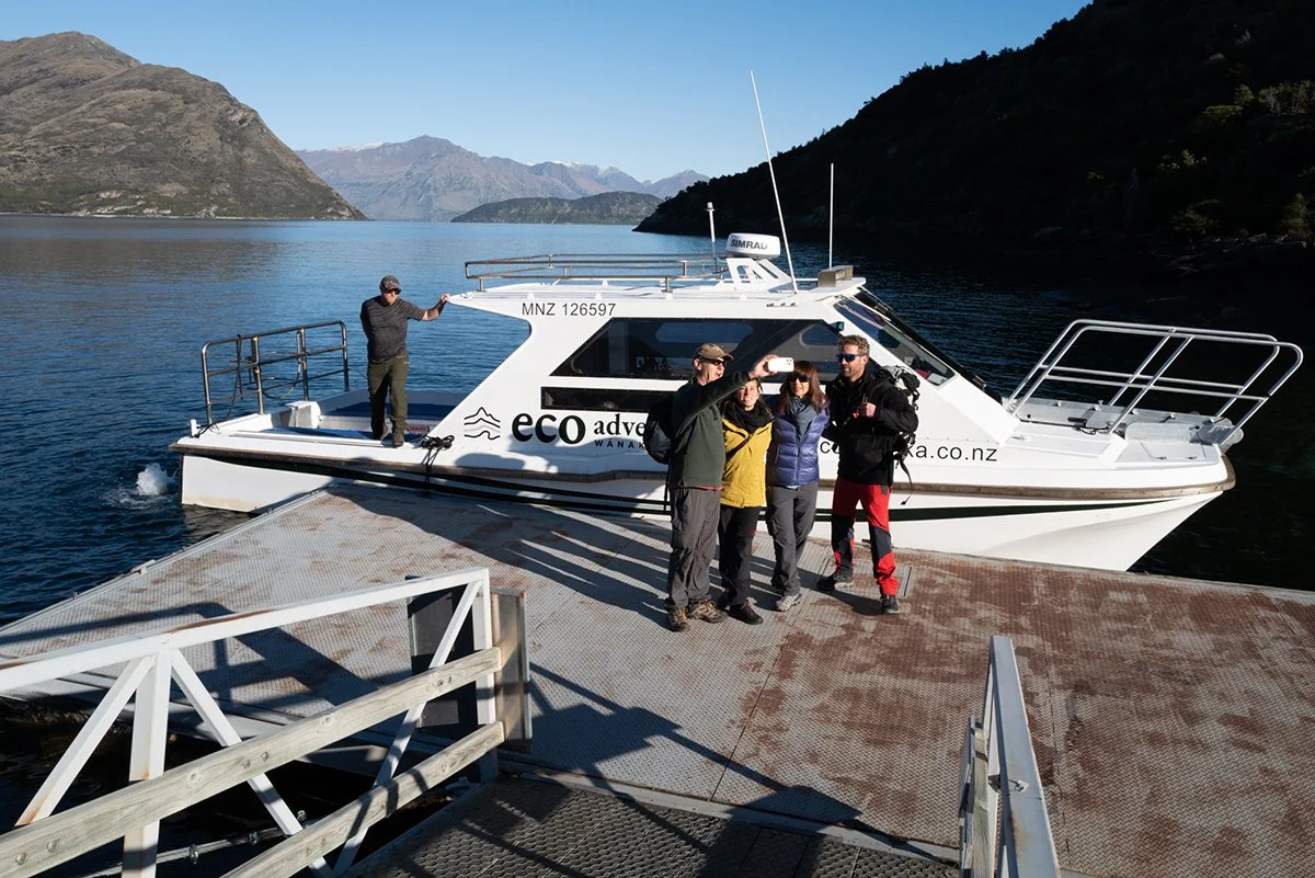 Tour lake wanaka, boat tour wanaka, tour guide, best things to do wanaka, best tours wanaka, mou waho island tour, 