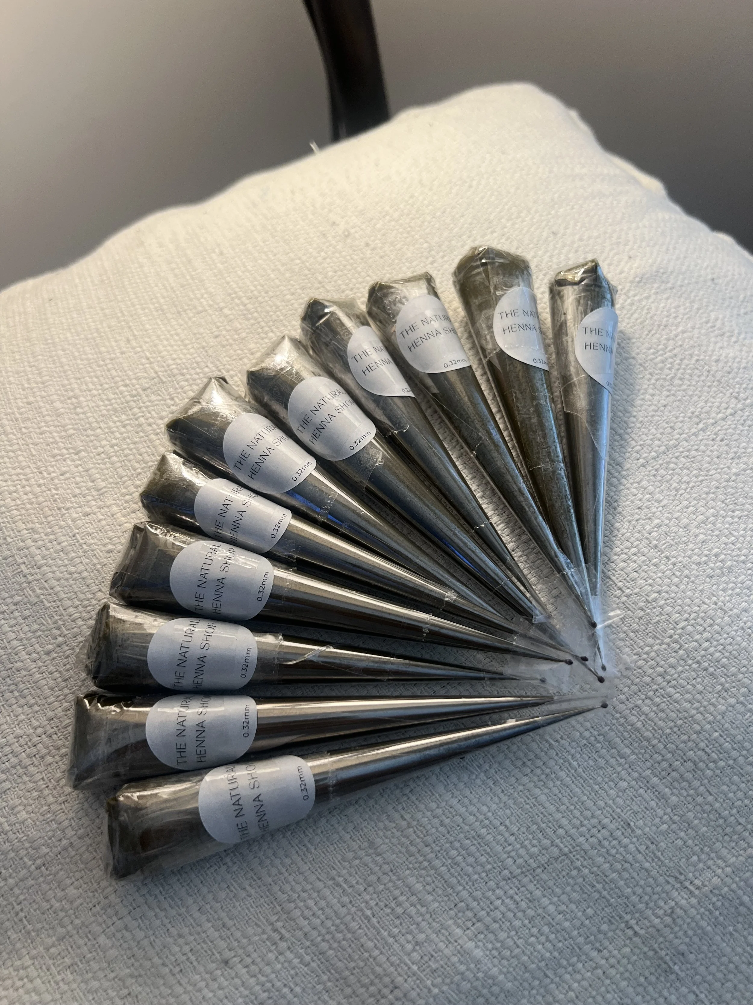 Bridal Natural Henna Cones + free sealant