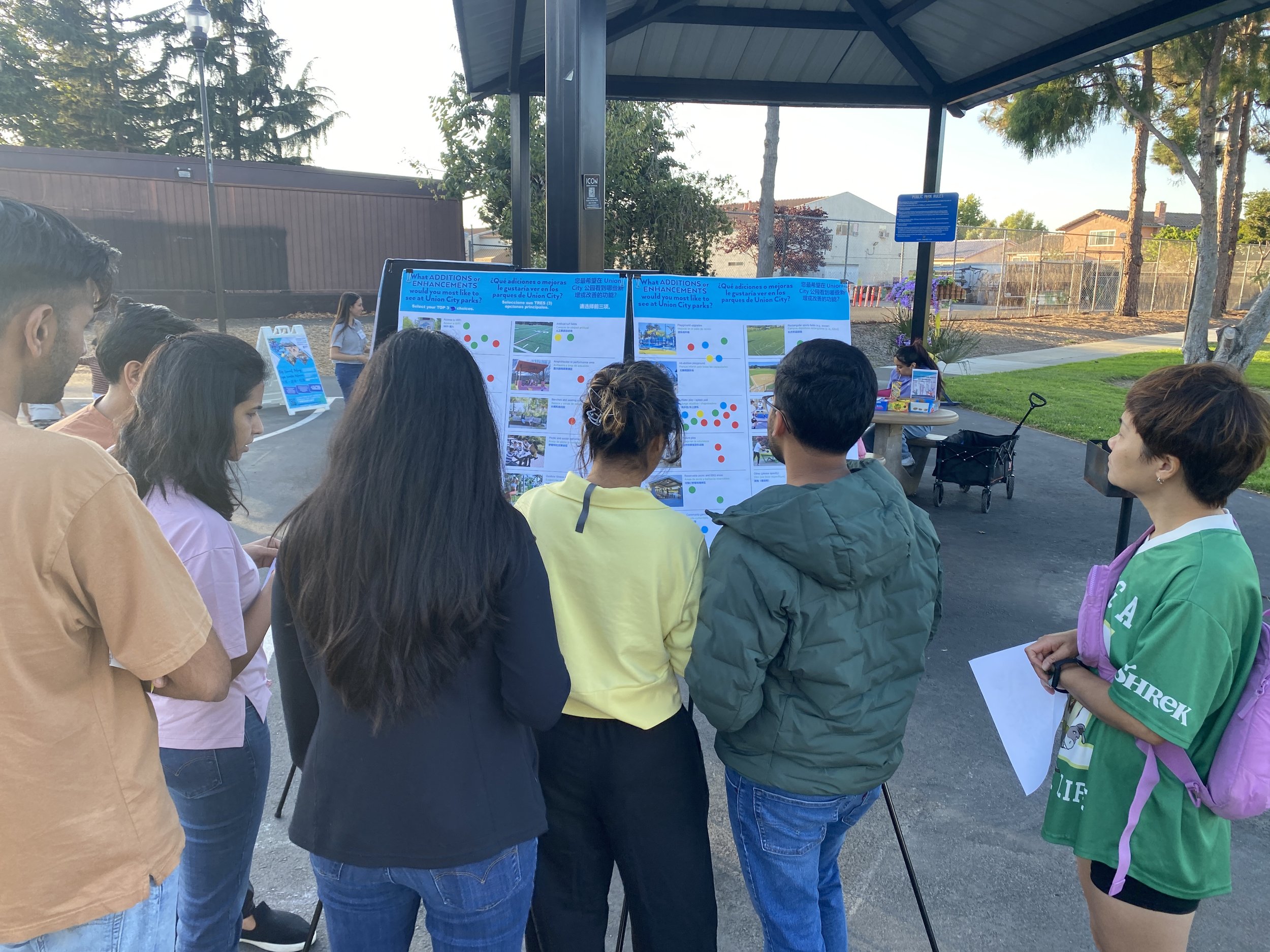 participants in community outreach activity for Union City Parks Master Plan
