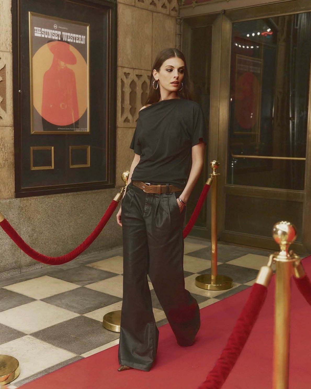 AG JEANS -
WARDROBE ASSISTANT