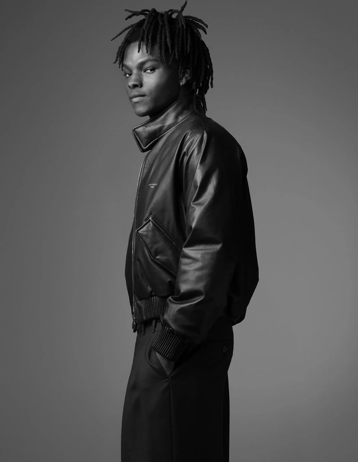 AT LARGE MAGAZINE - WARDROBE ASSISTANT 