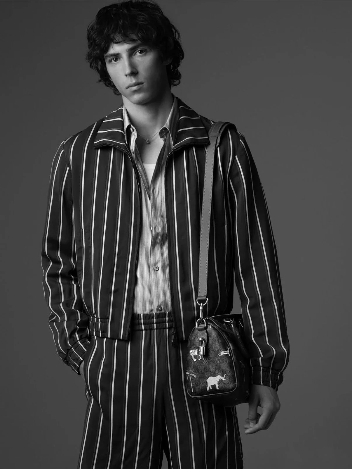 AT LARGE MAGAZINE - WARDROBE ASSISTANT 